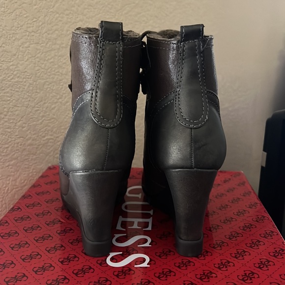 Guess Lanni Faux Fur  Wedges Boots. - Picture 3 of 7